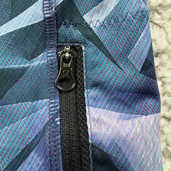 Lululemon Inspire Tight Mesh Pretty Prism Multi Purple Blue - Picture 7 of 13